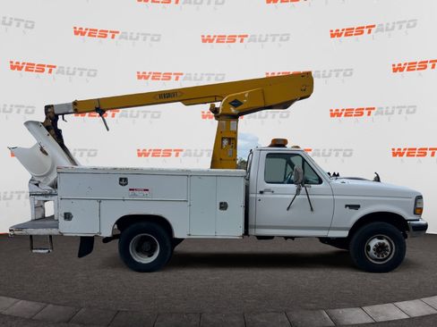 Used 1996 Ford F450 2WD Regular Cab Super Duty image 5