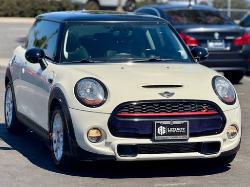 Used 2015 MINI Cooper S image 23
