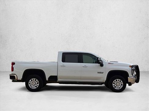Used 2022 Chevrolet Silverado 2500 LT w/ Texas Edition AWD/4WD image 4