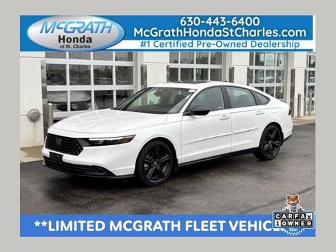 Used 2025 Honda Accord Sport image 1