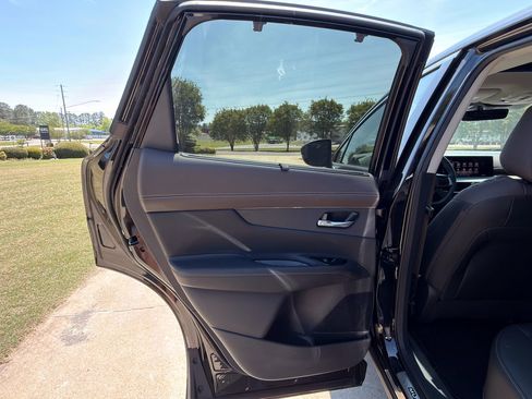 Certified 2026 Nissan Murano Platinum w/ Cargo Package image 22