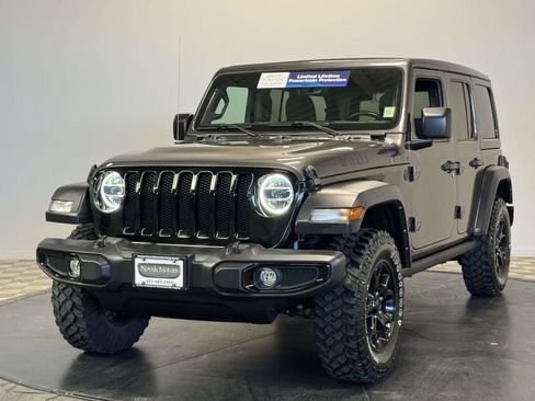 Used 2021 Jeep Wrangler Unlimited Sport AWD/4WD image 4