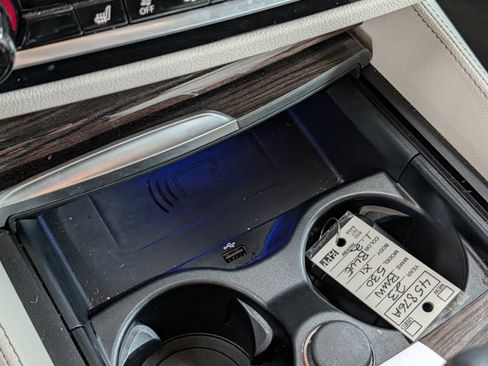 Used 2023 BMW 530i xDrive image 25