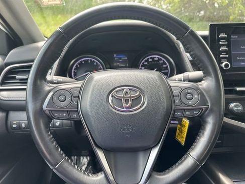 Used 2023 Toyota Camry SE FWD image 18