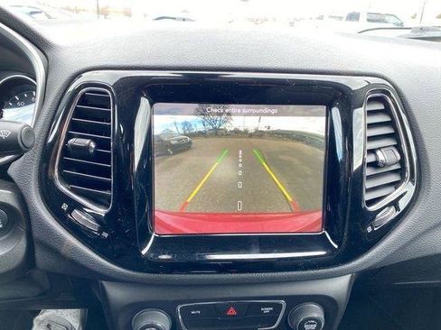 Used 2019 Jeep Compass Limited AWD/4WD image 41