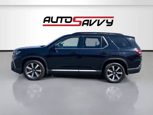 Used 2024 Honda Pilot Touring image 4