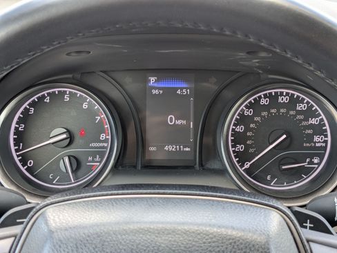 Used 2024 Toyota Camry SE FWD image 21