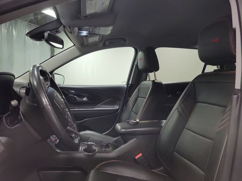 Used 2022 GMC Terrain AT4 AWD/4WD image 15