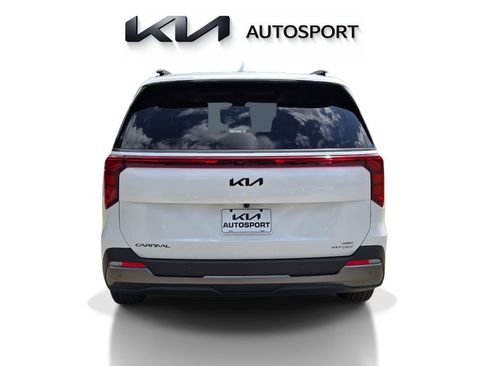 New 2026 Kia Carnival SX image 9