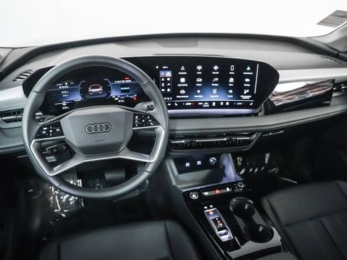 Used 2025 Audi Q6 e-tron Premium w/ Convenience Package image 17