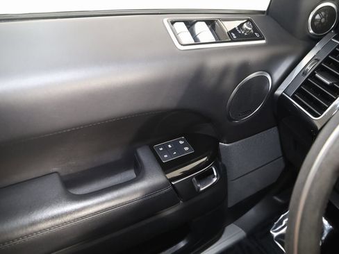 Used 2022 Land Rover Range Rover Sport HST image 30