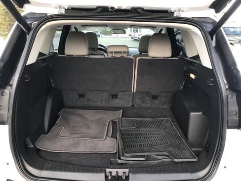 Used 2018 Ford Escape Titanium image 37