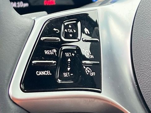 Certified 2026 Mercedes-Benz C 300 4MATIC Sedan image 37