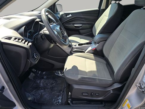Used 2016 Ford Escape SE w/ Equipment Group 201A AWD/4WD image 21