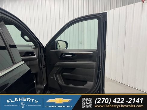 Used 2026 Chevrolet Tahoe LT w/ Comfort Package AWD/4WD image 14