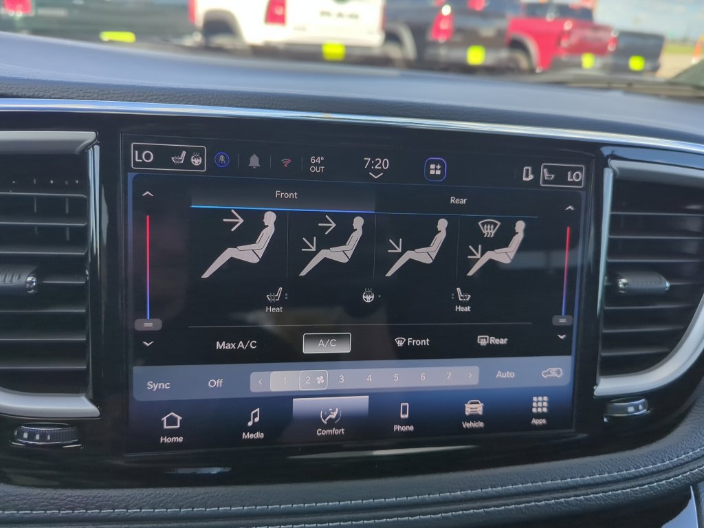 New 2027 Chrysler Pacifica Select AWD/4WD image 14