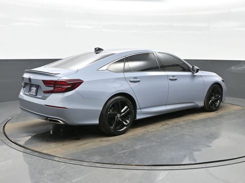 Used 2021 Honda Accord Sport Special Edition image 6