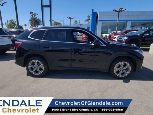 Used 2023 BMW X1 xDrive28i AWD/4WD image 9