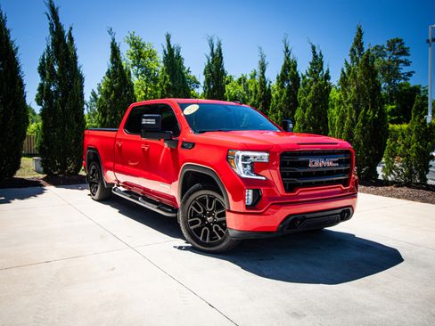 Used 2021 GMC Sierra 1500 Elevation w/ X31 Off-Road Package AWD/4WD image 2