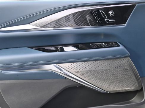 New 2025 Cadillac Escalade IQ Luxury 2 image 23