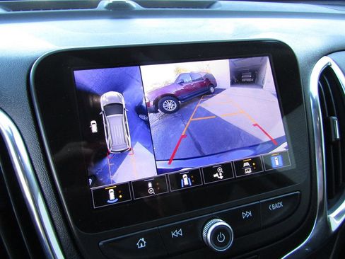 Used 2022 Chevrolet Equinox LT image 17