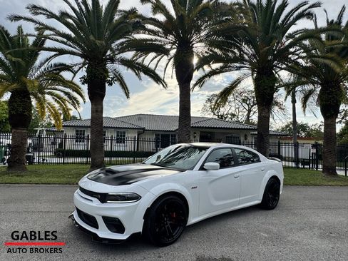 Used 2022 Dodge Charger Scat Pack RWD image 12