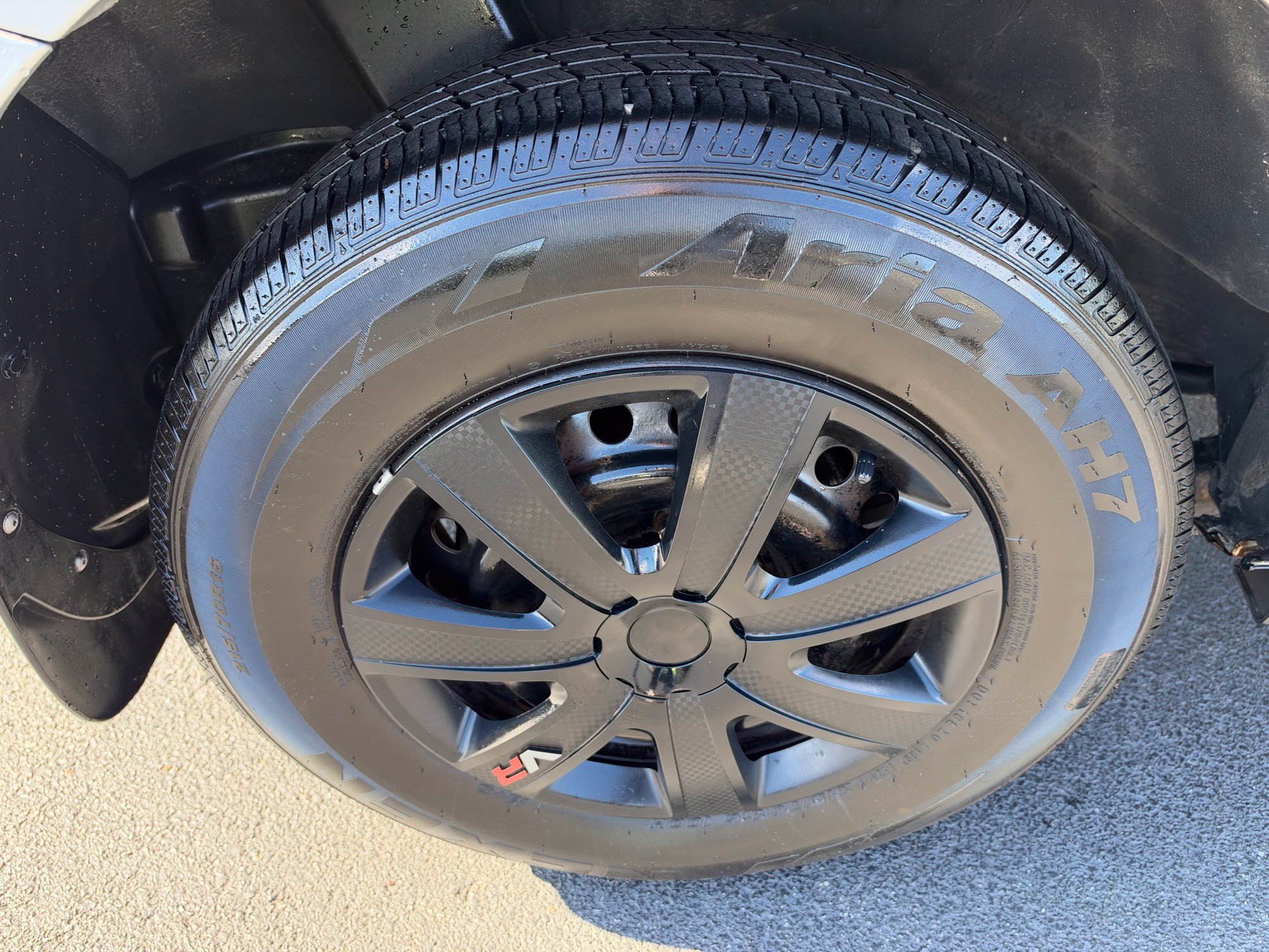Used 2011 Nissan Rogue S AWD/4WD image 9