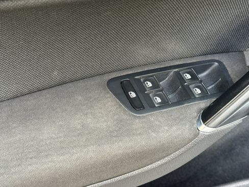Used 2017 Volkswagen GTI Sport FWD image 13