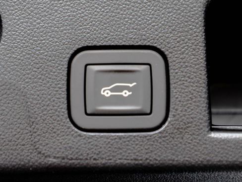 New 2026 Chevrolet Equinox ACTIV AWD/4WD image 37