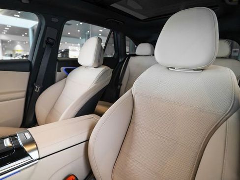 New 2026 Mercedes-Benz GLC 300 4MATIC image 5