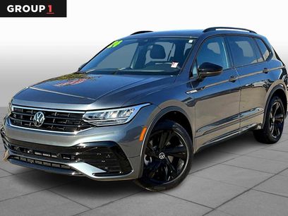 Used 2024 Volkswagen Tiguan SE R-Line