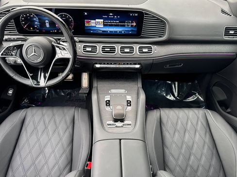 New 2026 Mercedes-Benz Maybach GLS 600 4MATIC image 13