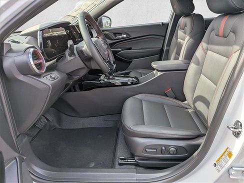 New 2026 Chevrolet Trax RS w/ Sunroof Package image 15
