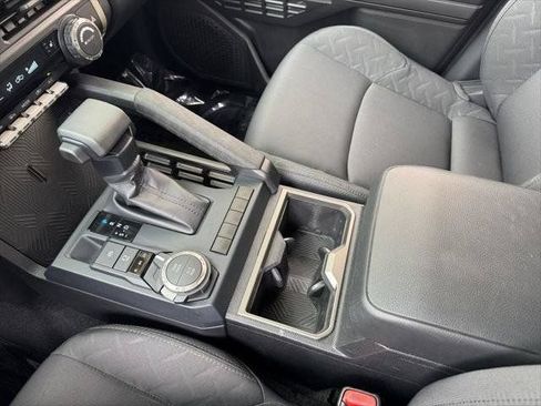Certified 2025 Toyota Tacoma SR5 AWD/4WD image 85
