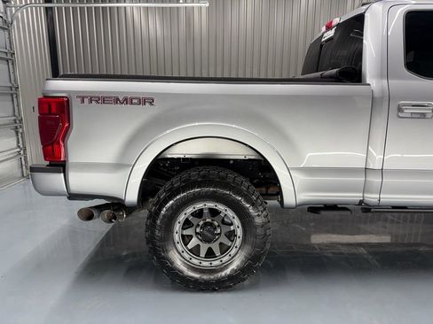 Used 2022 Ford F250 Lariat w/ Tremor Off-Road Package AWD/4WD image 14