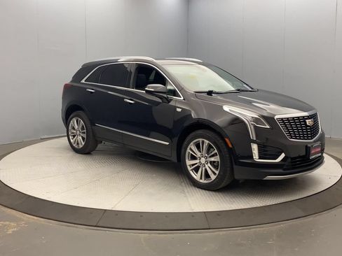 Used 2023 Cadillac XT5 Premium Luxury w/ Platinum Package AWD/4WD image 7