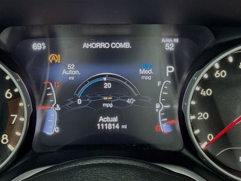 Used 2018 Jeep Compass Limited image 8