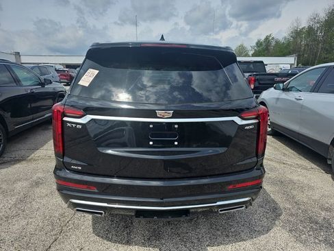 Used 2021 Cadillac XT6 Premium Luxury w/ LPO, Floor Liner Package AWD/4WD image 15