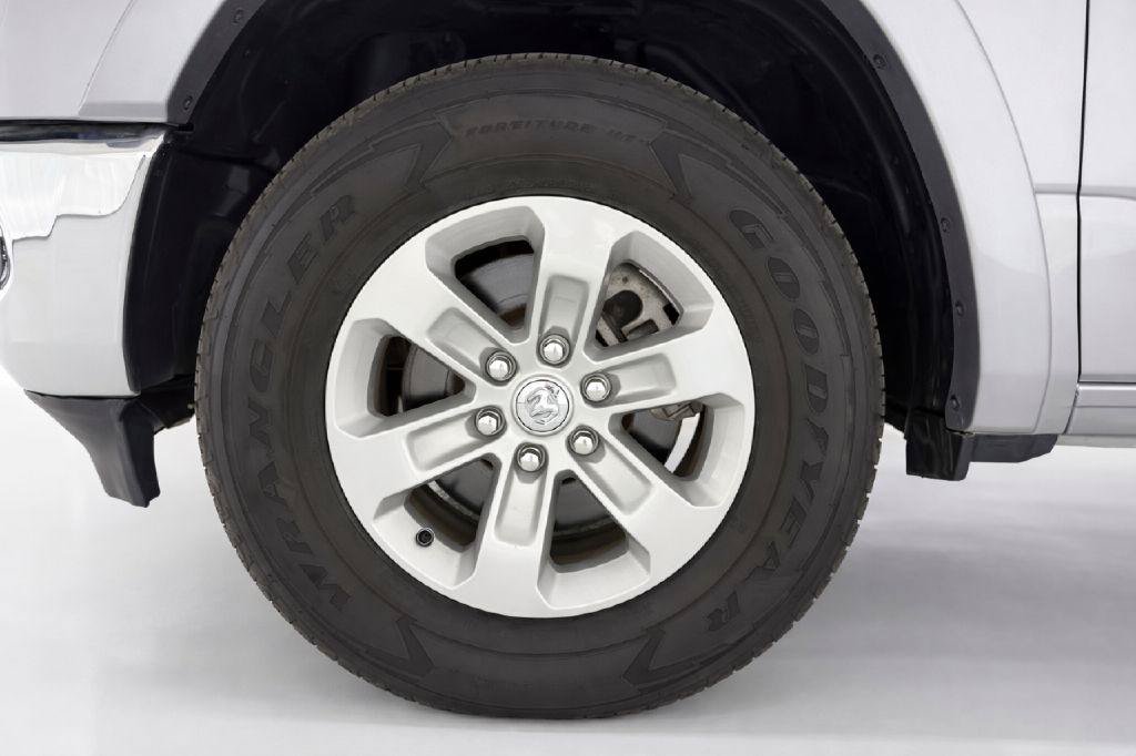 Used 2022 RAM 1500 Laramie AWD/4WD image 27