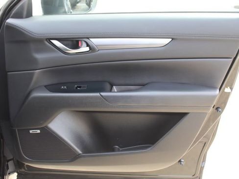 Used 2017 MAZDA CX-5 Touring w/ Preferred Equipment Package image 37