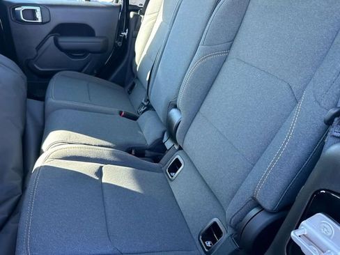 New 2026 Jeep Gladiator Sport image 19