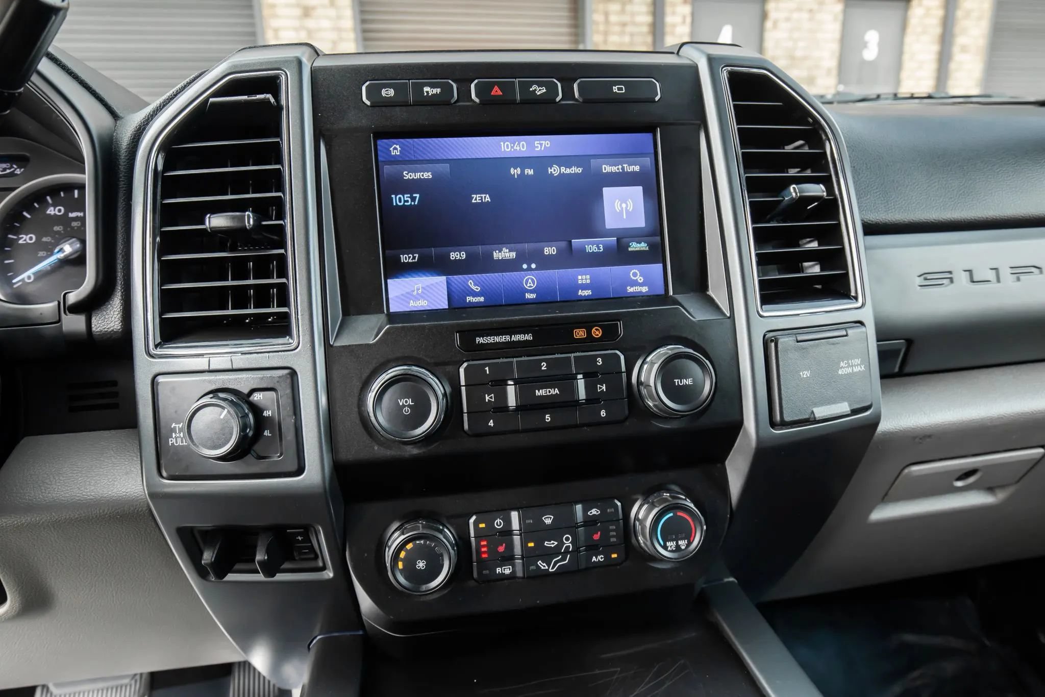 Used 2021 Ford F250 XLT w/ XLT Premium Package AWD/4WD image 20