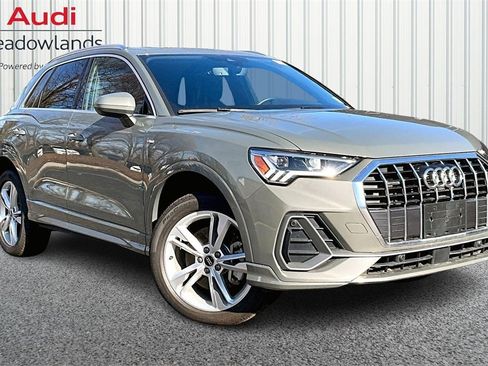Certified 2024 Audi Q3 2.0T Premium w/ Convenience Package image 3