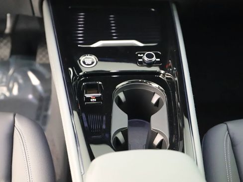 New 2026 Audi Q3 quattro 2.0T image 21