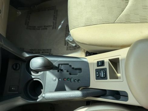 Used 2009 Toyota RAV4 2WD image 15