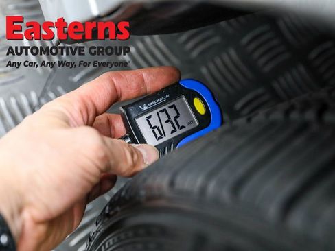 Used 2022 Toyota Camry SE image 27