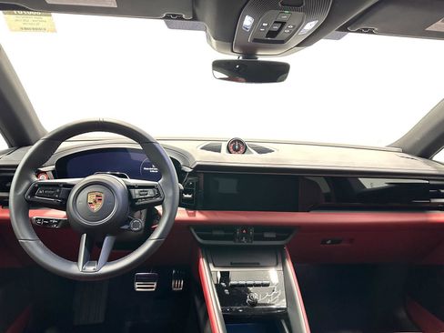 New 2026 Porsche Macan 4S Electric AWD/4WD image 26
