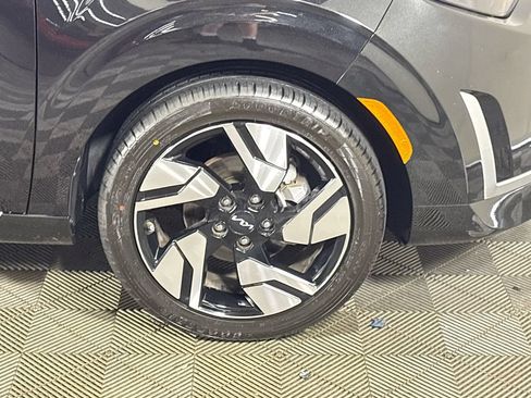 Certified 2023 Kia Soul GT-Line FWD image 25