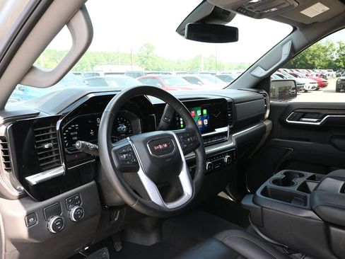Used 2025 GMC Sierra 1500 SLT RWD image 23