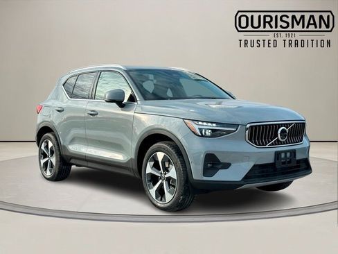 New 2025 Volvo XC40 B5 Plus w/ Climate Package image 1